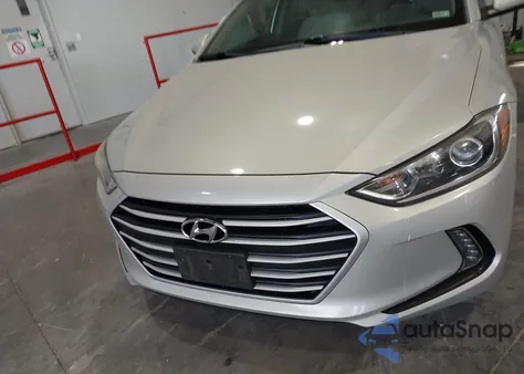 2018 Hyundai Elantra Value Edition z USA, uszkodzony, nr VIN KMHD84LF1JU472621
